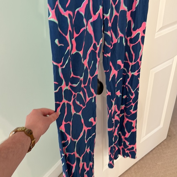 Lilly Pulitzer Sloan Jumpsuit Size Small - Picture 2 of 3